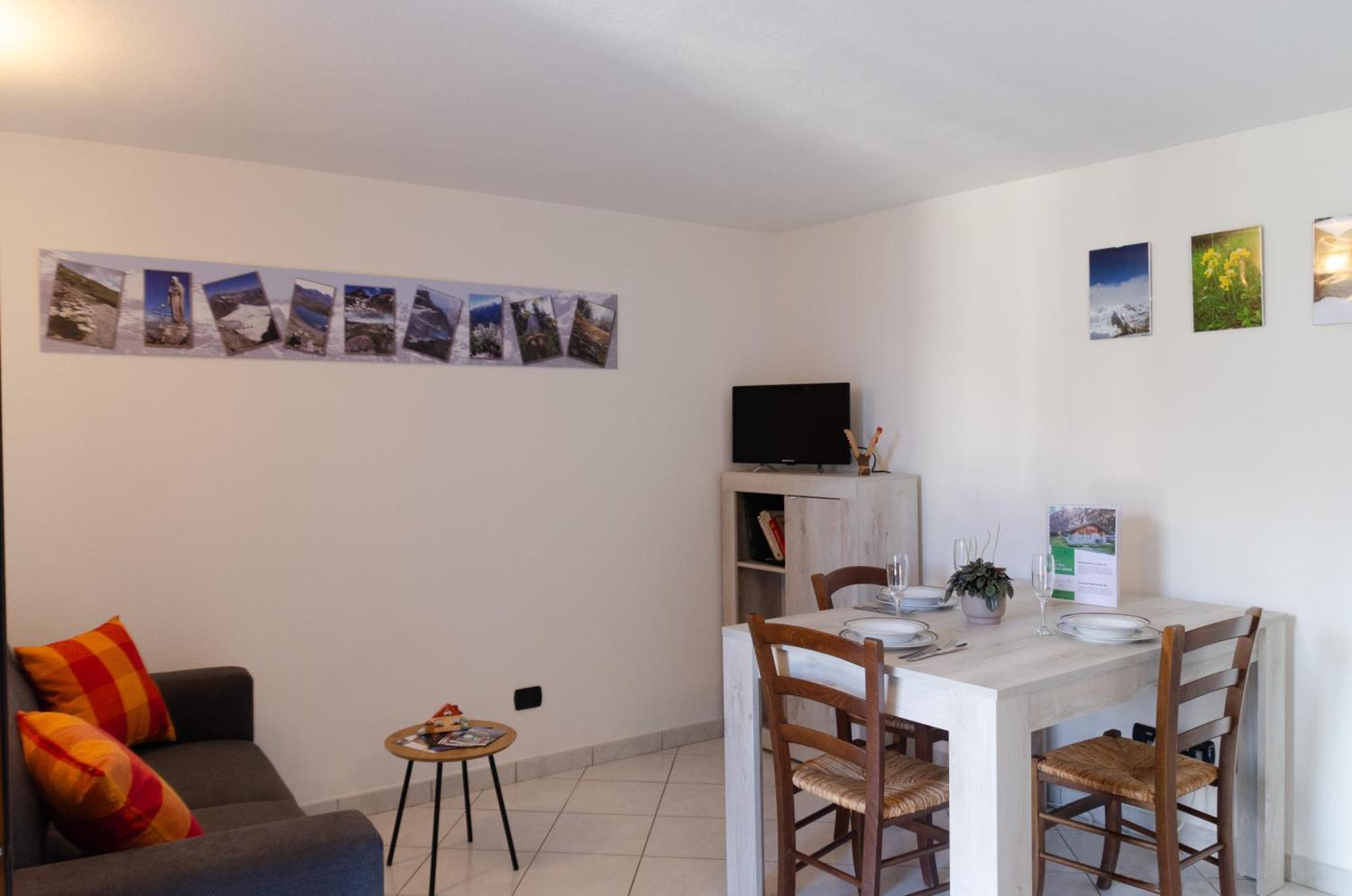 La Casa Degli Aromi - Vista Montagna E Relax Villa อาออสตา ภายนอก รูปภาพ