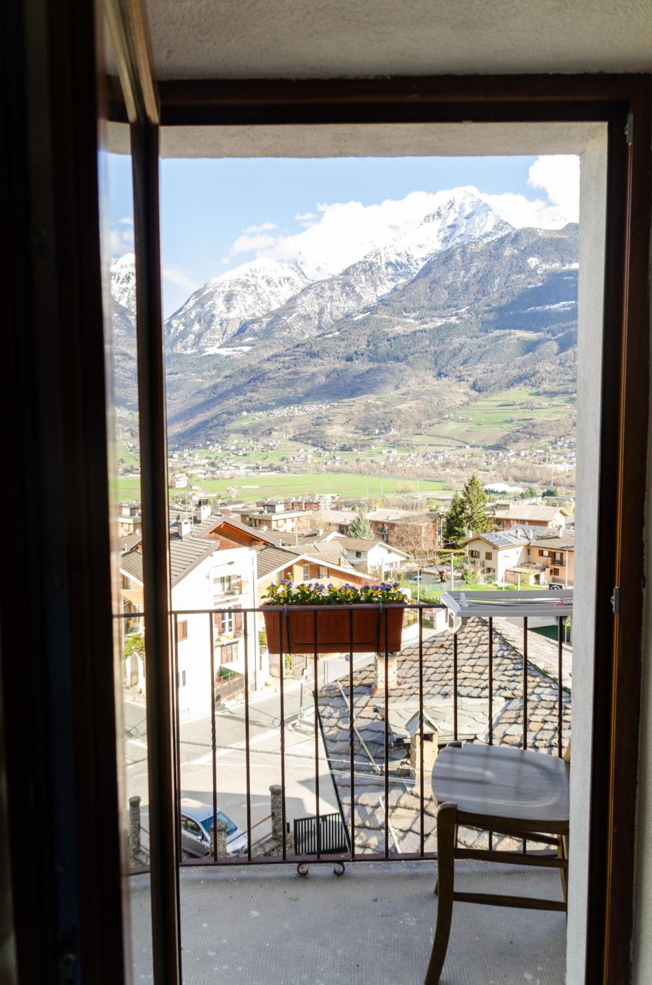 La Casa Degli Aromi - Vista Montagna E Relax Villa อาออสตา ภายนอก รูปภาพ